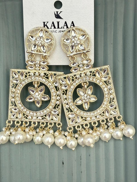 Royal Kundan Pearl Statement Earrings ✨